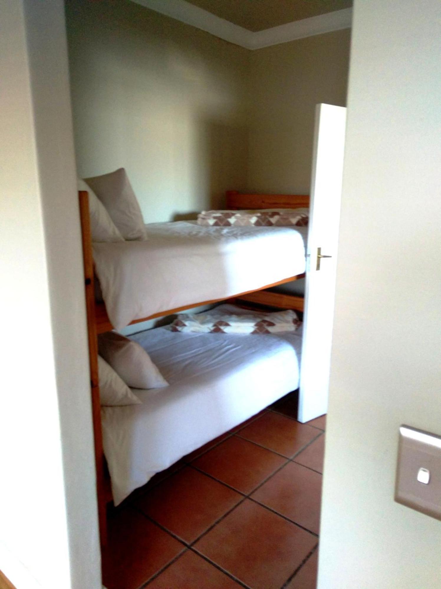 Casa Mia Guesthouse 테이블 뷰 외부 사진
