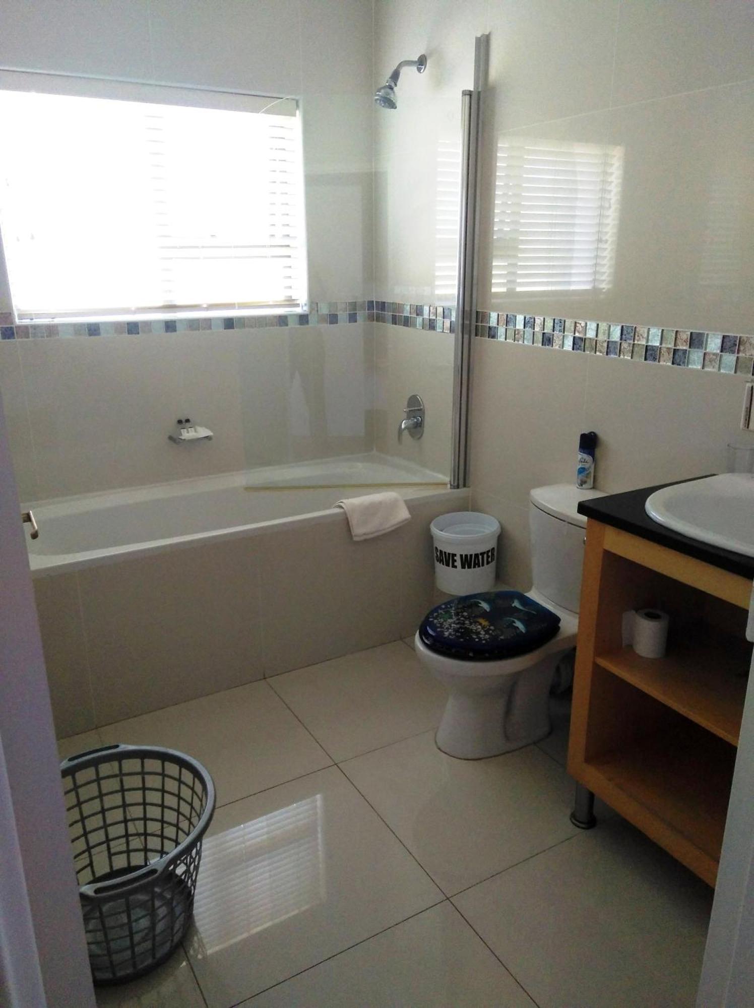 Casa Mia Guesthouse 테이블 뷰 외부 사진