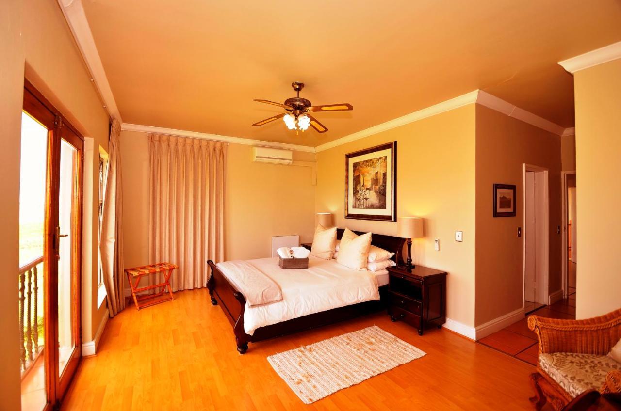 Casa Mia Guesthouse 테이블 뷰 외부 사진