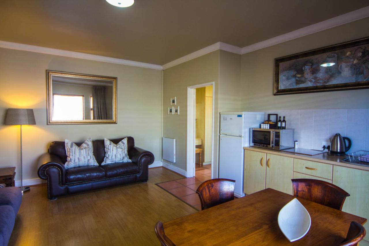Casa Mia Guesthouse 테이블 뷰 외부 사진