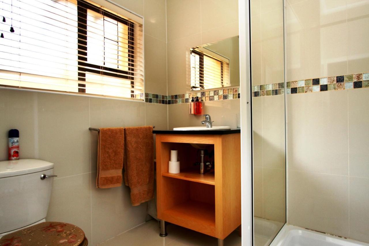 Casa Mia Guesthouse 테이블 뷰 외부 사진