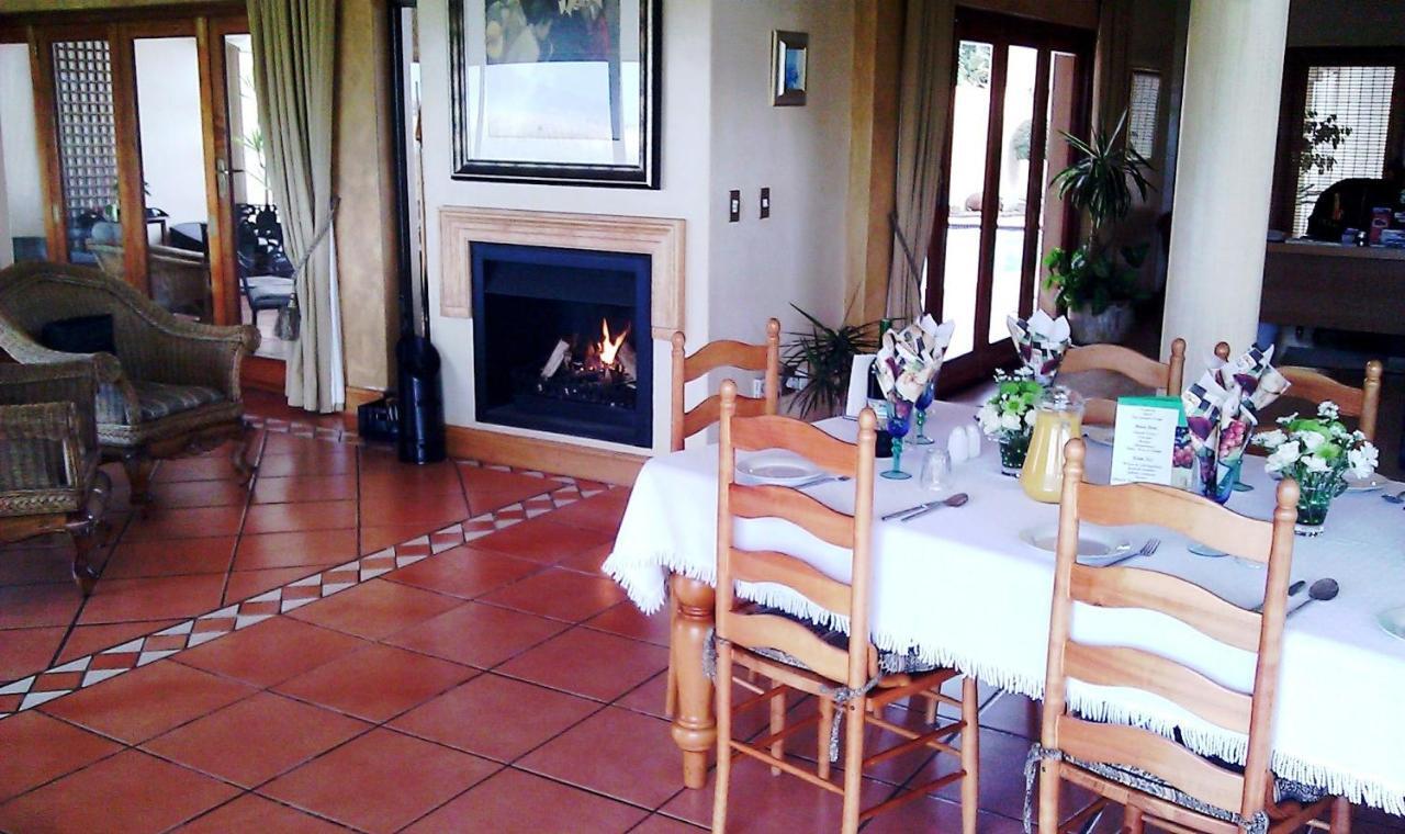 Casa Mia Guesthouse 테이블 뷰 외부 사진